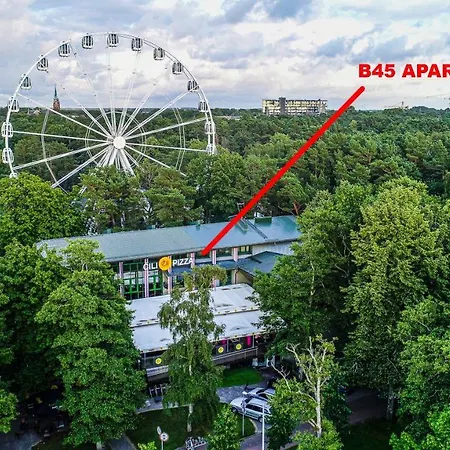 Basanaviciaus G. 45 ホテル パランガ