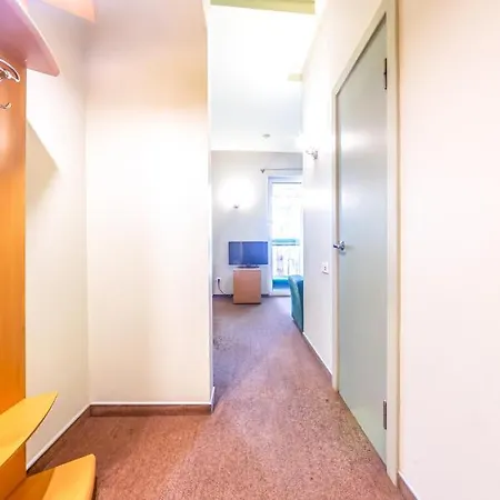 Basanaviciaus G. 45 ホテル パランガ